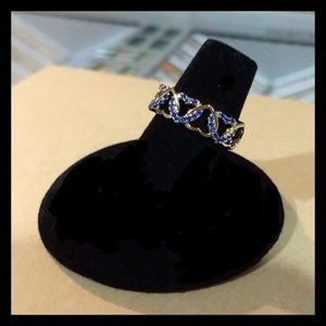NWT Interlocking Reart Ring w/ Blue Crysta…